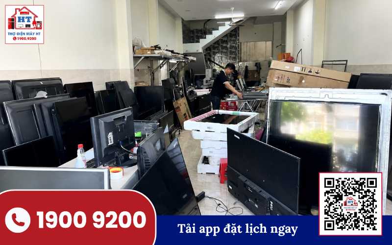 Kiểm tra tivi chuyên nghiệp tại nhà Kỹ thuật viên Điện Tử HT kiểm tra tivi tại nhà khách hàng Đồng Tháp