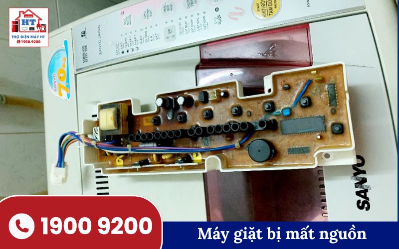 Máy giặt không lên nguồn Máy giặt bị mất nguồn hoàn toàn, không hiển thị đèn báo