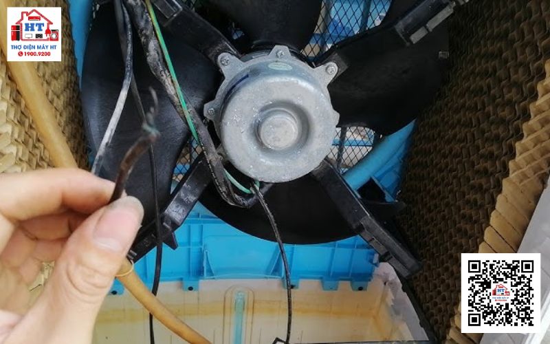Quạt hơi nước không mát Quạt hơi nước không mát, gió thổi ra không đủ lạnh