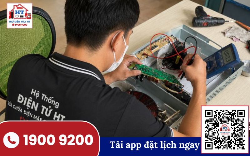 Sử dụng đĩa chuyển nhiệt trên bếp từ an toàn và hiệu quả Đĩa chuyển nhiệt bếp từ đặt trên mặt bếp, giúp nấu nướng với nồi không tương thích bếp từ.